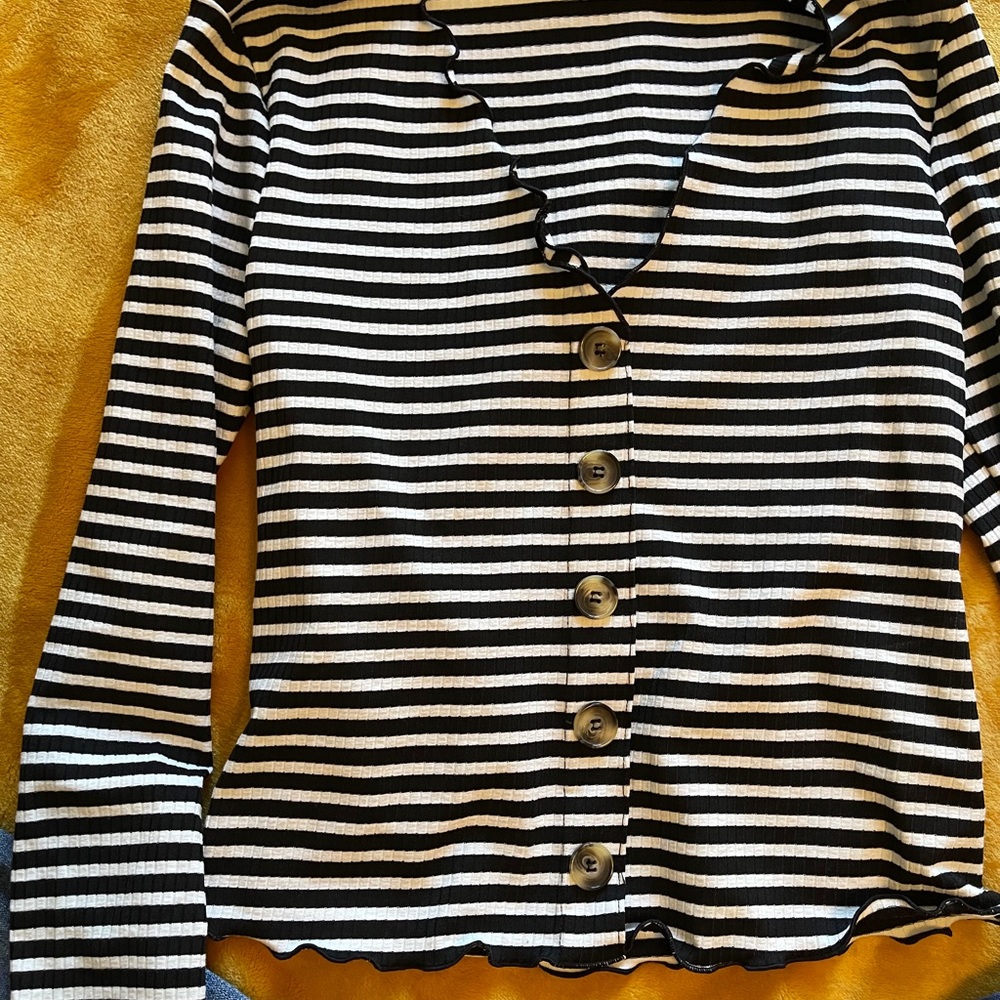 ASOS striped crop top - Picture 3 of 5